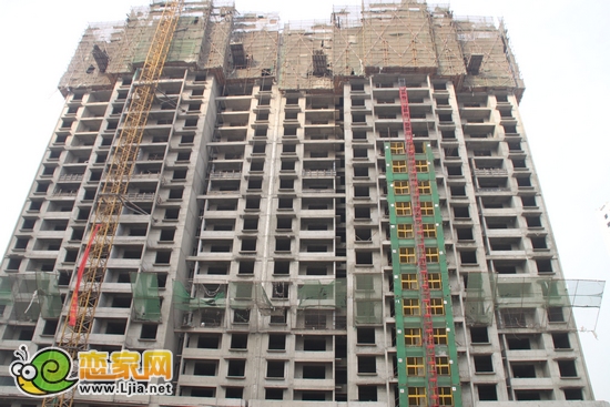 萬浩儷城6號(hào)樓出地面21層（2012.12.6）
