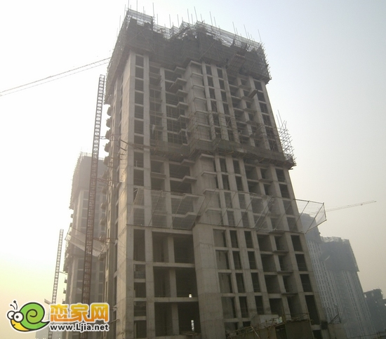 月亮灣7號樓出地面17層（2012.12.10）