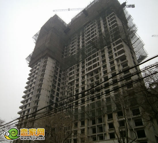 力天鳳凰城4號(hào)樓出地面30層（2012.12.11）