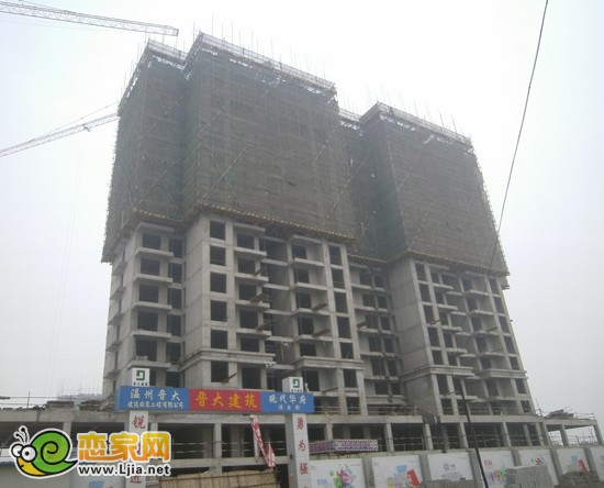 現(xiàn)代華府1號(hào)樓出地面18層（2012.12.15）