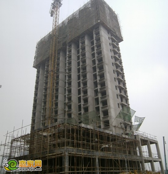 萬(wàn)浩儷城8號(hào)樓出地面24層（2012.12.17）