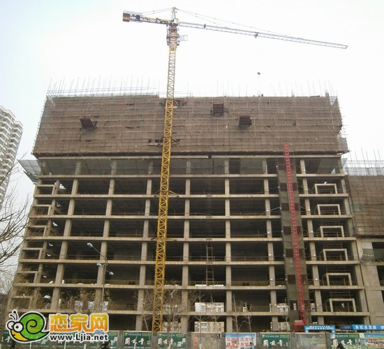 陽光三龍商業(yè)廣場A座出地面13層（2012.12.18）