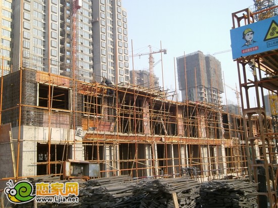 左岸楓橋11號樓出地面2層（2012.12.25）