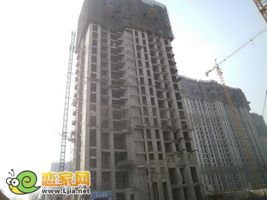 月亮灣5號樓出地面20層（2012.12.24）