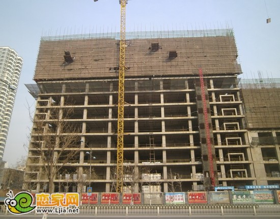 陽光三龍商業(yè)廣場A座出地面13層（2012.12.27）