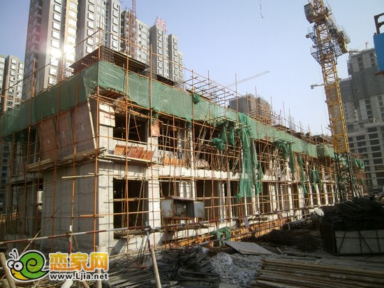 左岸楓橋11號樓小高層出地面3層（2013.1.3）