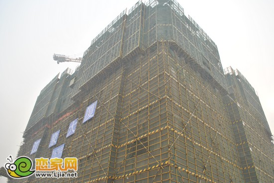 江泉大廈項(xiàng)目實(shí)景圖（2013.1.8）