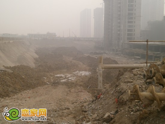 御景江山城項(xiàng)目1#、5#、6#實(shí)景圖（2013.1.12）