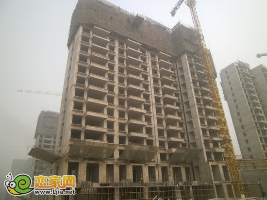 御景江山城項(xiàng)目3號樓出地面17層（2013.1.12）