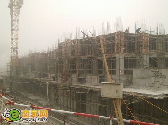 現(xiàn)代奧城3號(hào)樓工程進(jìn)度（2013.1.17）