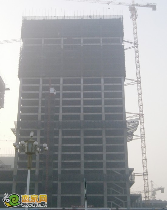 陽光三龍商業(yè)廣場項(xiàng)目C座出地面25層（2013.1.25）