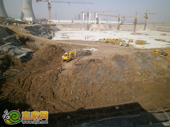 楓景華庭項(xiàng)目工地實(shí)景圖（2013.3.4）