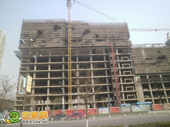 陽光三龍商業(yè)廣場項目實景圖（2013.3.7）
