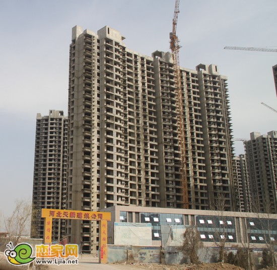 頤景藍(lán)灣項(xiàng)目工程實(shí)景圖