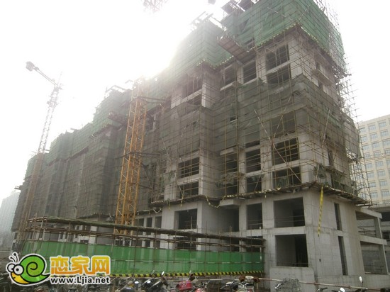 現(xiàn)代頤和苑項(xiàng)目1號(hào)樓出地面10層（2013.3.14）