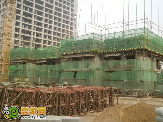 現(xiàn)代頤和苑項(xiàng)目3號(hào)樓出地面3層（2013.3.14）