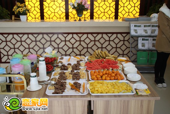 現(xiàn)代頤和苑提供豐富的美食