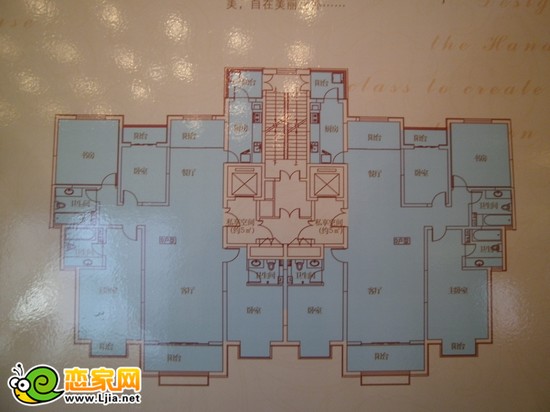 月亮灣9號(hào)樓2單元平面圖