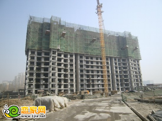 現(xiàn)代頤和苑項(xiàng)目4號(hào)樓出地面14層（2013.3.28）