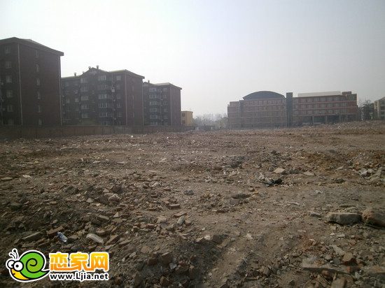 名仕公館項目工程實景圖（2013.4.4）