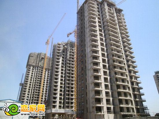 月亮灣項(xiàng)目工程實(shí)景圖（2013.4.11）