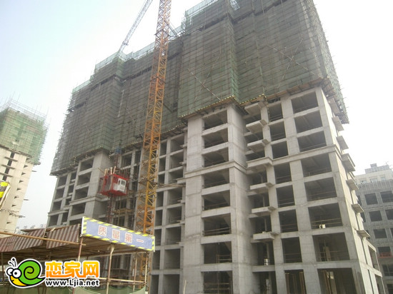 現(xiàn)代頤和苑2號樓出地面18層（2013.4.16）