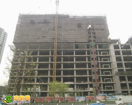 陽光三龍商業(yè)廣場項目A座出地面15層（2013.4.16）