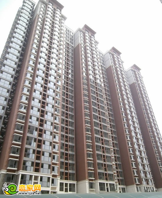 中央公園項(xiàng)目工程實(shí)景圖（2013.4.30）
