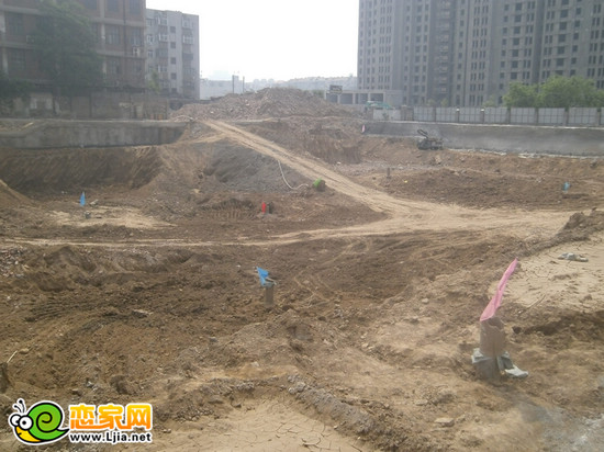 財(cái)智天地項(xiàng)目工程實(shí)景圖（2013.5.4）