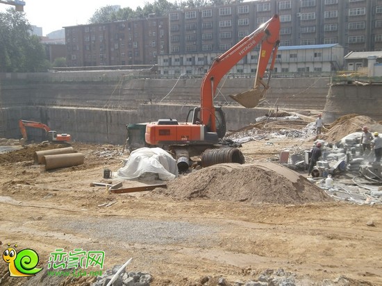 融通國(guó)際項(xiàng)目工程實(shí)景圖（2013.5.23）
