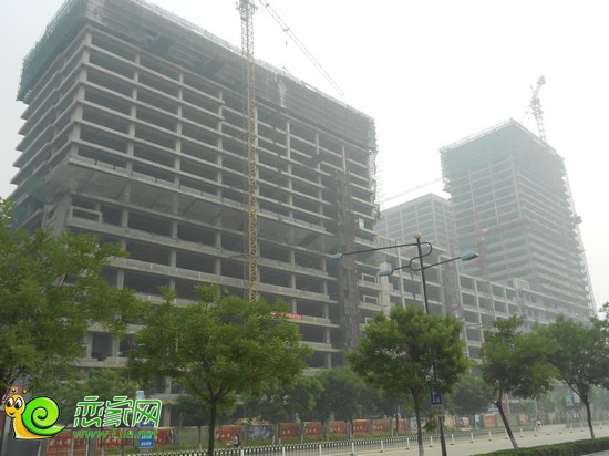 陽光三龍商業(yè)廣場工程實景圖（2013.6.15）