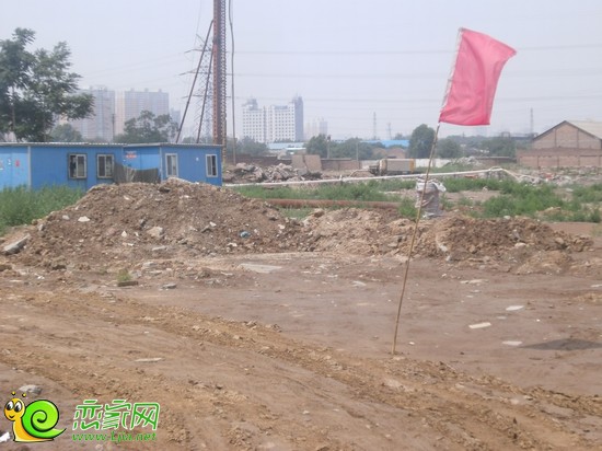 水岸春天項目工程實(shí)景圖（2013.6.17）