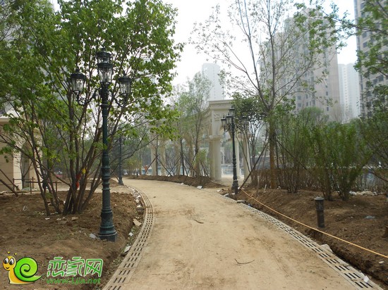 御景江山項(xiàng)目園林內(nèi)部景觀