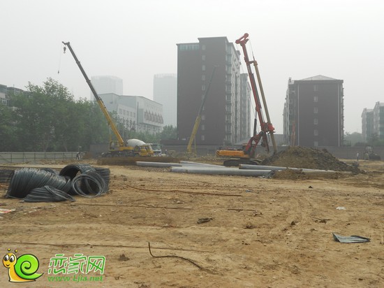 名仕公館項(xiàng)目工程實(shí)景圖（2013.6.25）