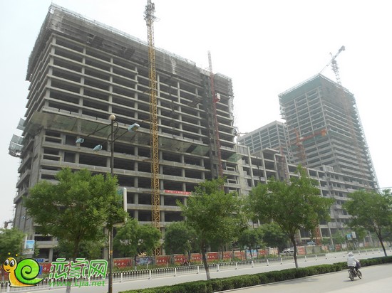 陽光三龍商業(yè)廣場實景圖（2013.6.29）