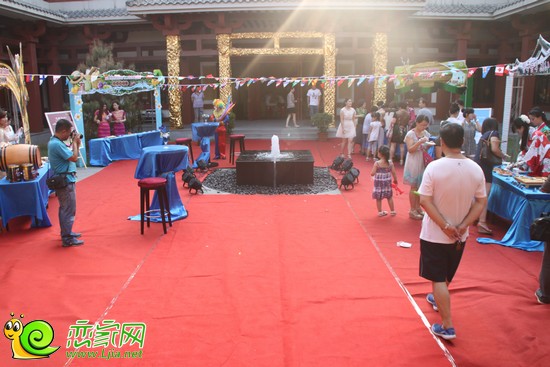 趙都華府環(huán)球美食之旅活動現(xiàn)場