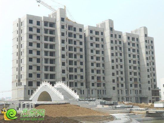 左岸楓橋項目小高層實景圖