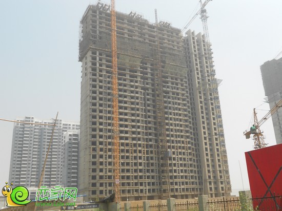 現(xiàn)代華府項(xiàng)目工程實(shí)景圖（2013.7.24）