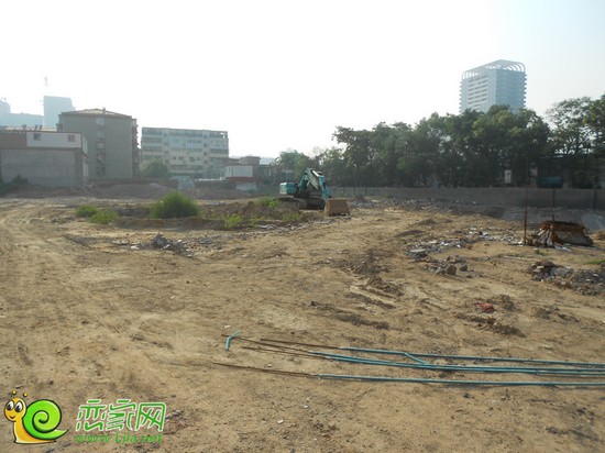 愛佳斯嘉項目工地實景（2013.8.1）