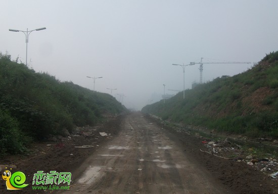 順田君邑項目外道路已經(jīng)平整（2013.9.1）