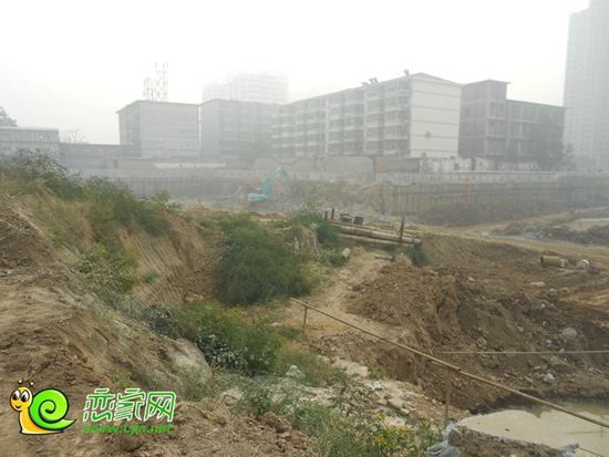 財(cái)智天地工地實(shí)景