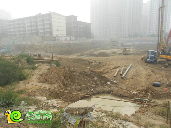 財(cái)智天地工地實(shí)景