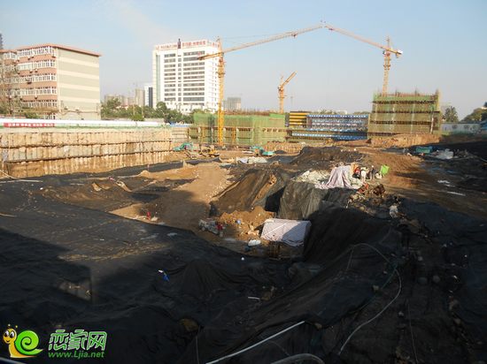 邯鄲金融大廈項目工程實景圖（2013.10.25）