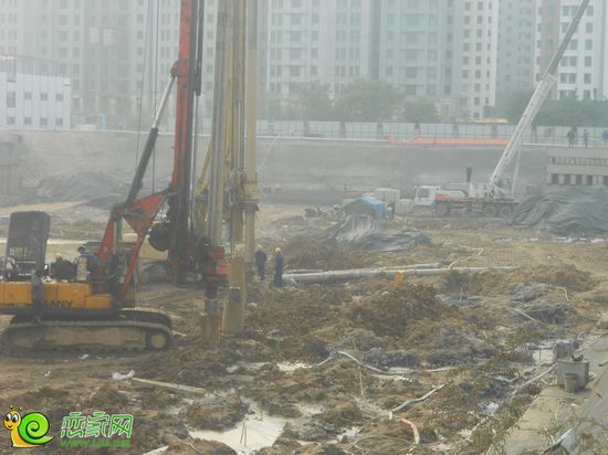 財(cái)智天地項(xiàng)目工程實(shí)景圖（2013.10.30）