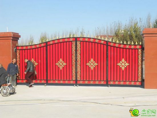 項(xiàng)目工地大門（2013.11.28）