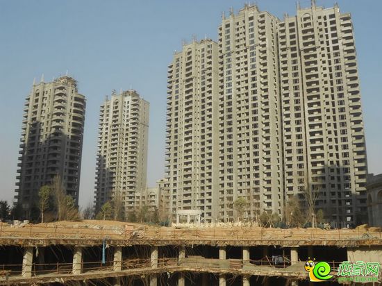 潤(rùn)實(shí)·月亮灣項(xiàng)目工程實(shí)景圖（2013.12.31）