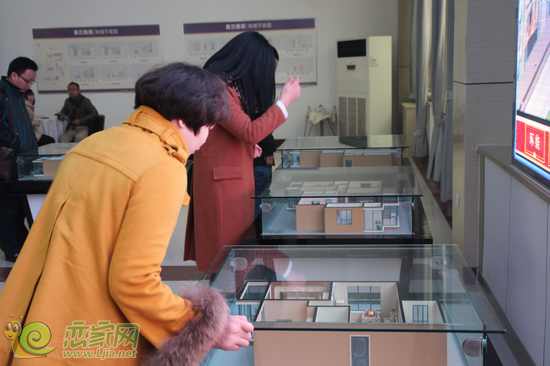 評審團朋友參觀戶型