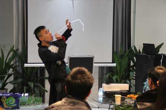 魔術(shù)師表演