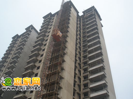 卓昱北苑3#實(shí)景圖（2012.4.10）