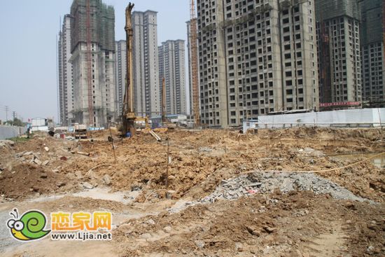 阿爾卡迪亞藍(lán)天城工程進(jìn)度